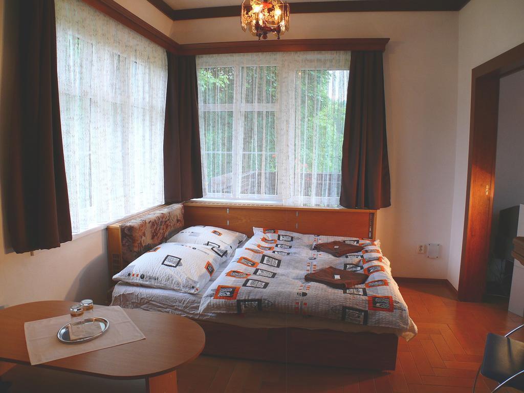 Pension Faema ฮาร์ราคอฟ ภายนอก รูปภาพ
